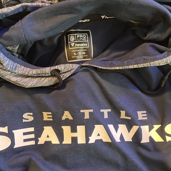 Seahawks hooded T-shirt - Picture 3 of 5